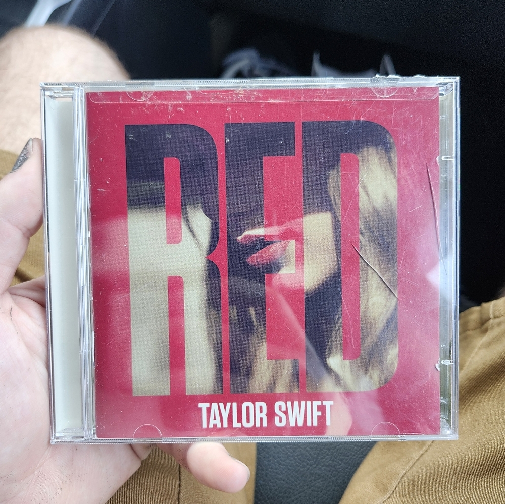 2012 Taylor Swift RED CD